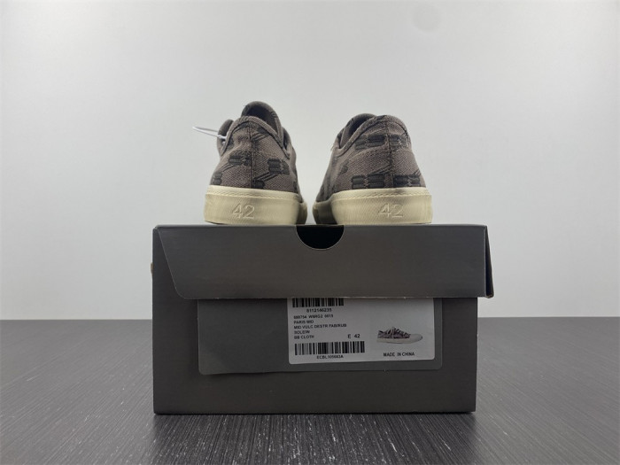 Ba*len*cia*ga sneaker