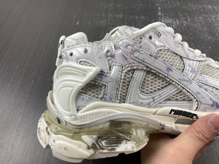 Ba*len*cia*ga runner sneaker