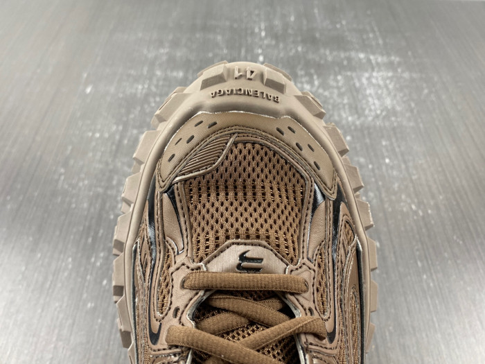 Ba*len*cia*ga defender sneaker