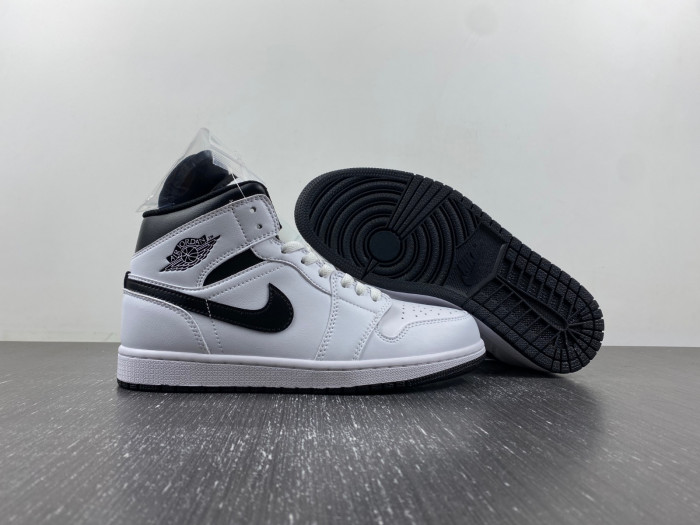 air jordan 1 mid “white/black” dq8426-132