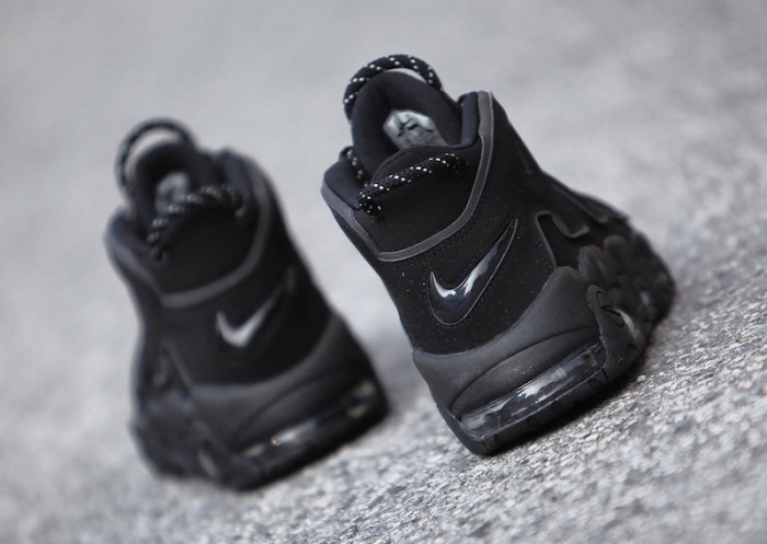 nike air more uptempo triple black 414962-004