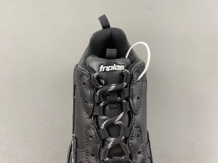 Ba*len*cia*ga triple s sneaker