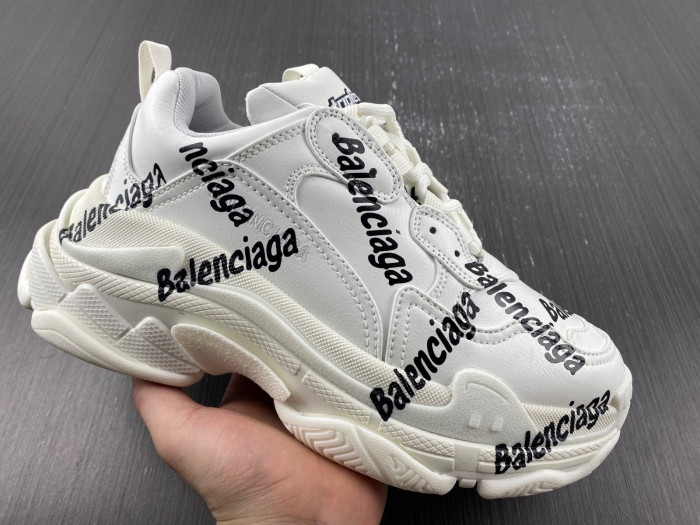 Ba*len*cia*ga triple s sneaker 8000041