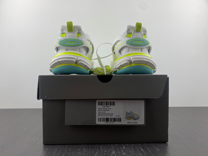 Ba*len*cia*ga track 8000051