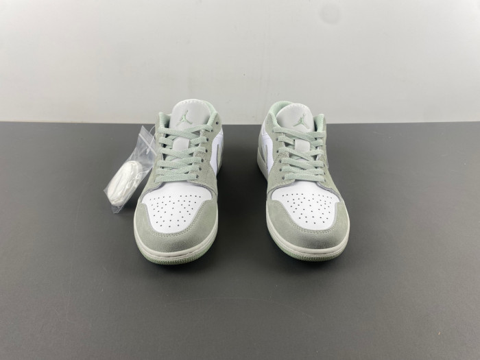 air jordan 1 low "light green" fn5214-131