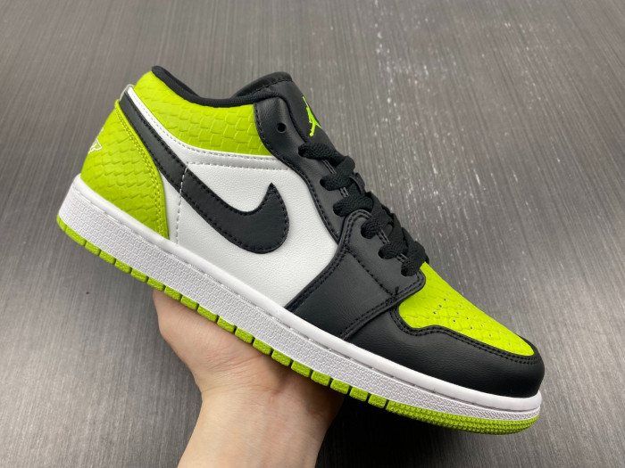 air jordan 1 low "vivid green snakeskin