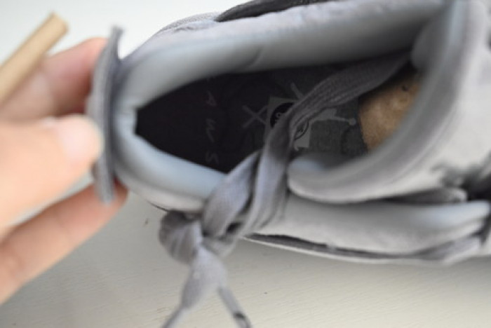 nike air jordan 4 retro kaws cool grey 930155 003