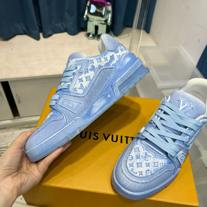 lv snekaers l0000240