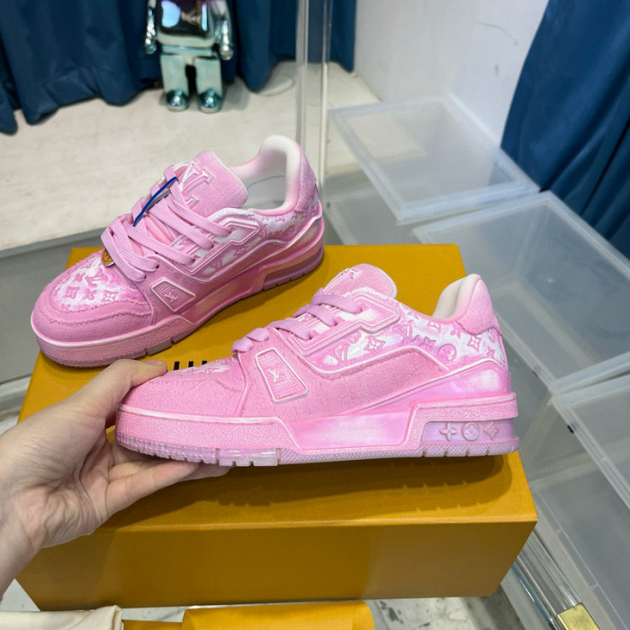 lv snekaers l0000243