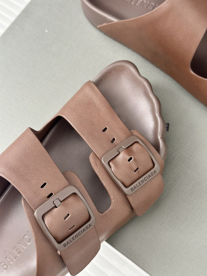 balenciag* sandal bs69