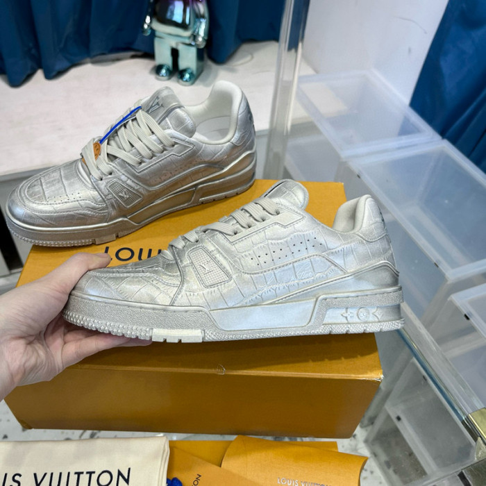 lv snekaers l0000237