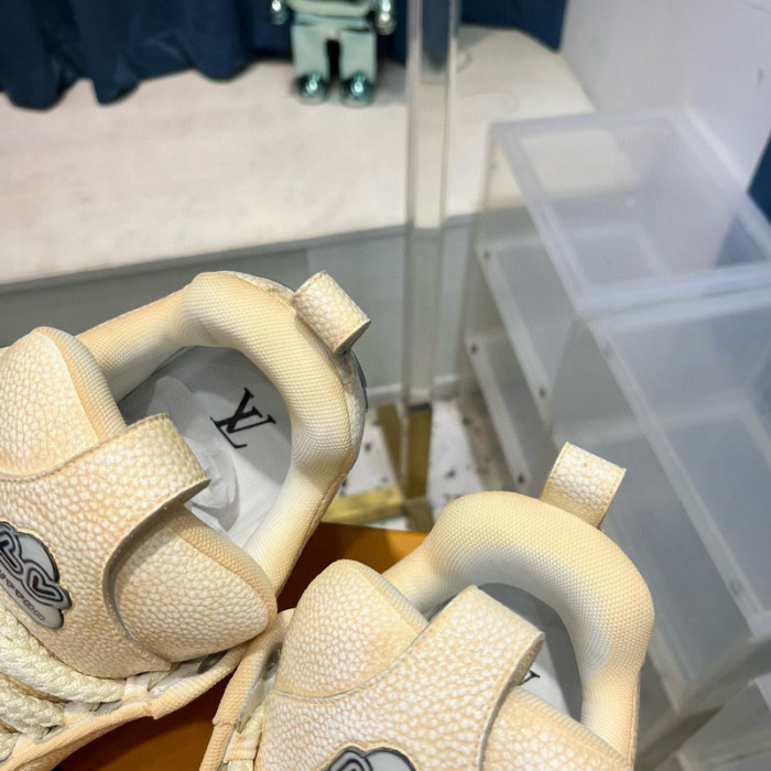 lv skate snekaers l0000219