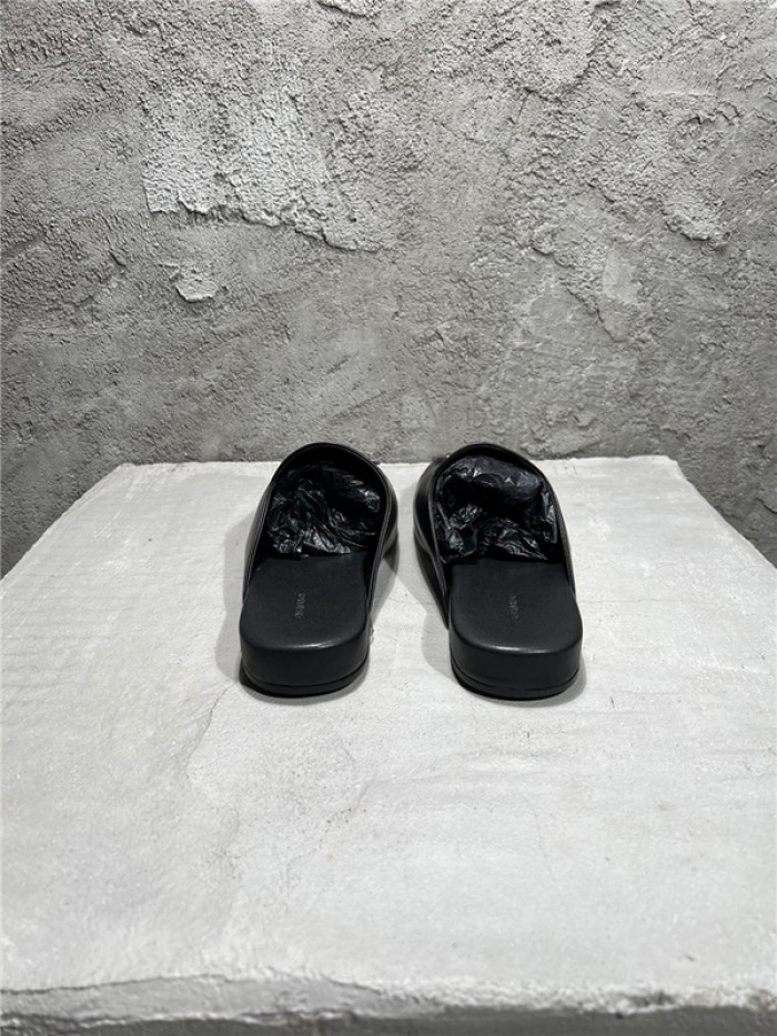 balenciag* sandal bs47