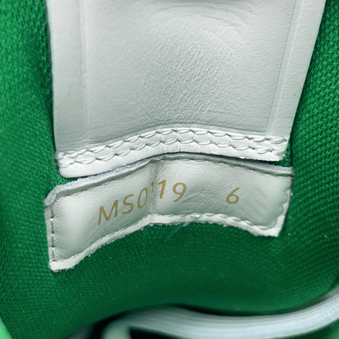 lv snekaers l0000116