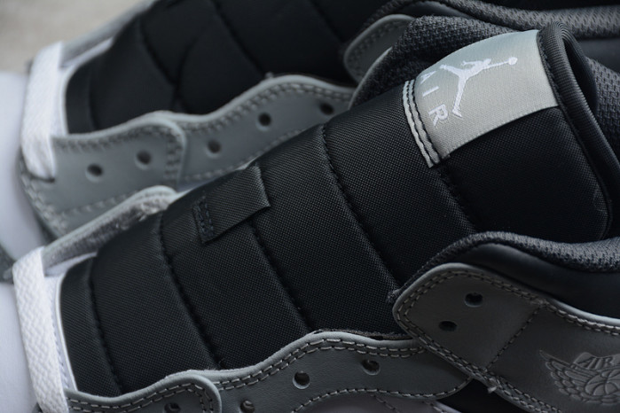 air jordan 1 mid light smoke grey 554724-078