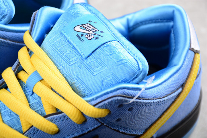 the powerpuff girls x nike sb dunk low “bubbles” fz8320-400