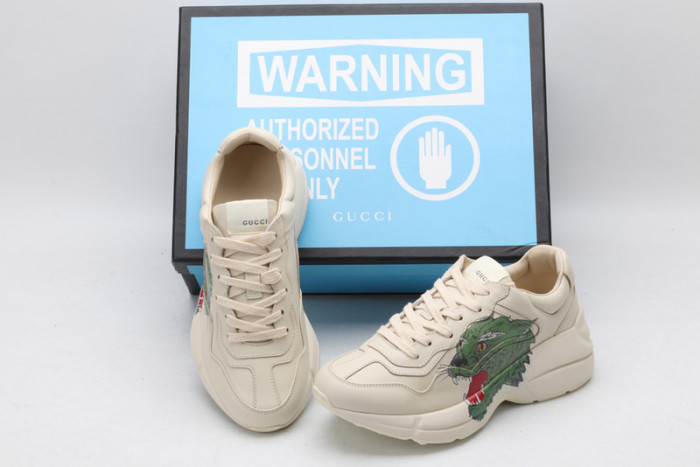 G*u*i* rhyton sneaker