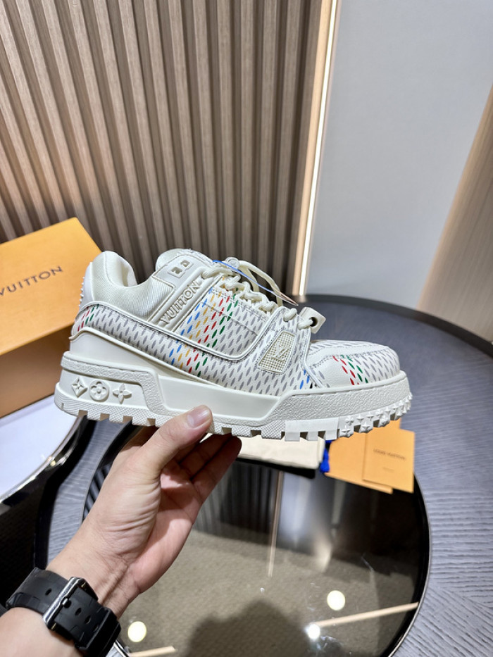 lv snekaers l0000166