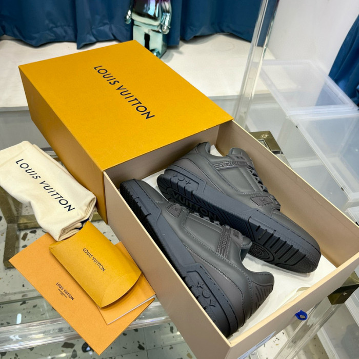 lv snekaers l0000223