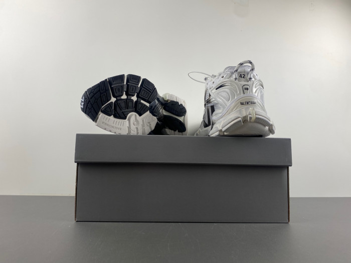 Ba*len*cia*ga runner sneaker wrung-9010