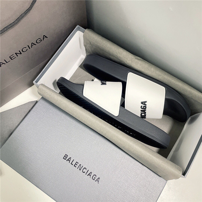 balenciag* sandal bs45