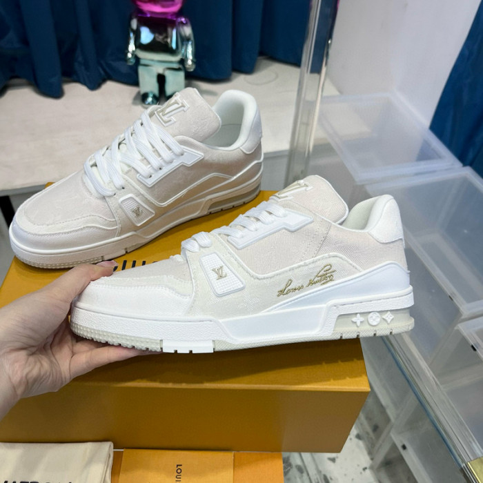 lv snekaers l0000214