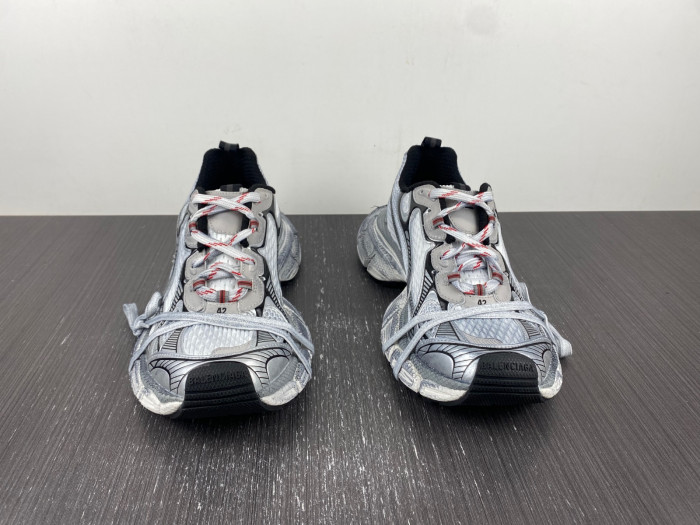 Balenciaga 3XL SNEAKER 8000073