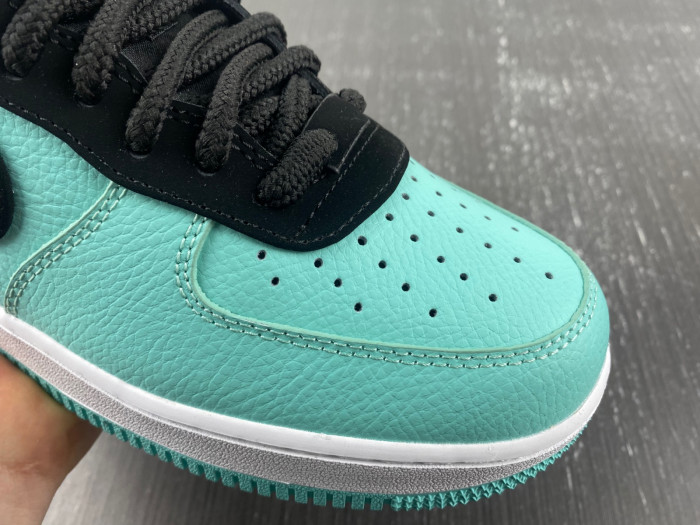 T*f*ny & co. x nike air force 1 low af20230315