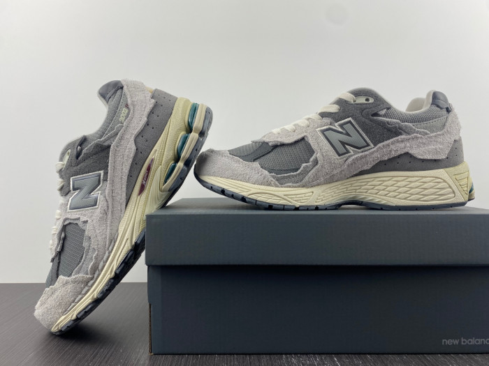 Bape x New Balance 2002R M2002RHO DFY10