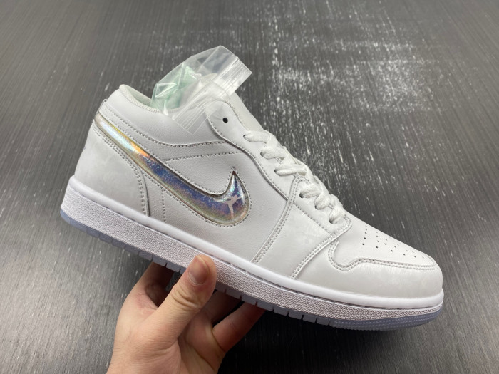 Air Jordan 1 Low GS “Glitter Swoosh” FQ9112-100