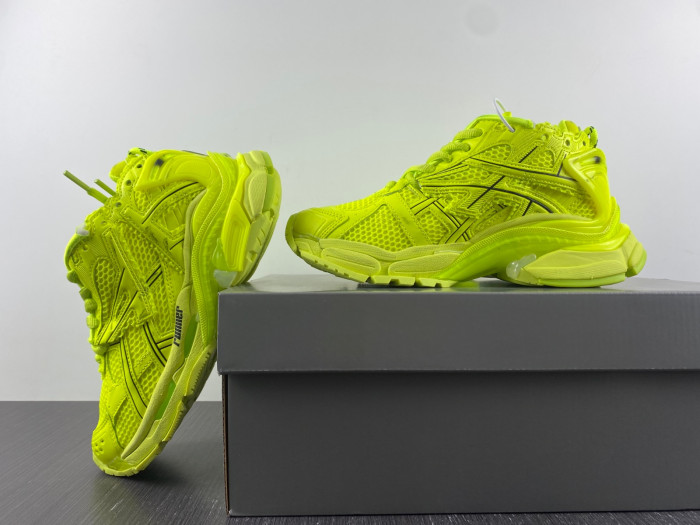 Balenciaga RUNNER 8000056