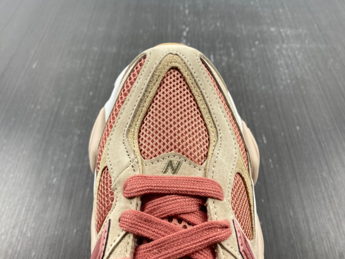 Bape x New Balance 2002R M2002RHO DFY13