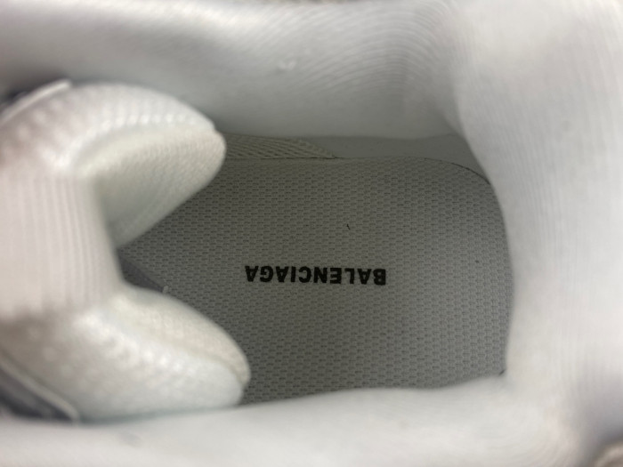 Balenciaga track 8000066