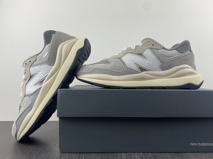 Bape x New Balance 2002R M2002RHO DFY19