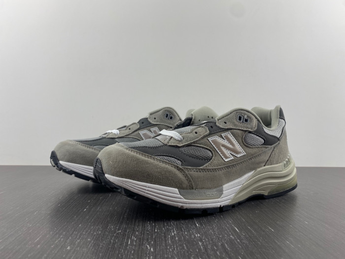Bape x New Balance 2002R M2002RHO DFY16