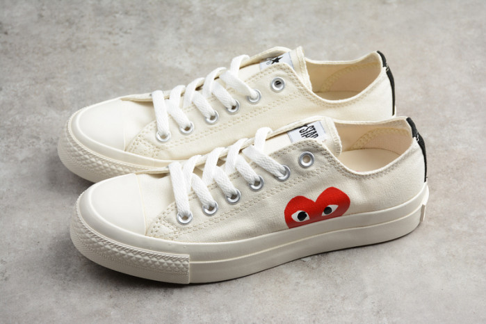 CDG PLAY X CONVERSE CHUCK TAYLOR 1970S OG00111