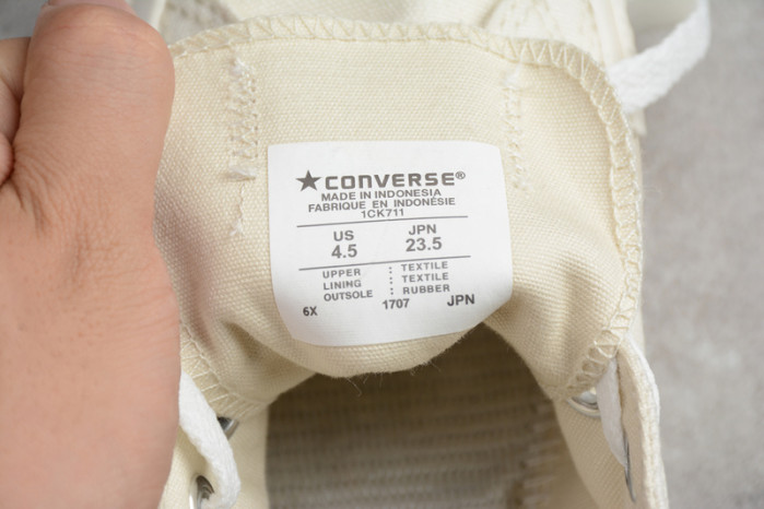 CDG PLAY X CONVERSE CHUCK TAYLOR 1970S OG00111