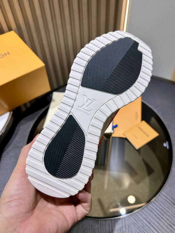 LV snekaers L0000385
