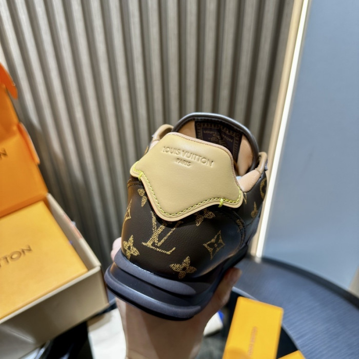 LV snekaers L0000655