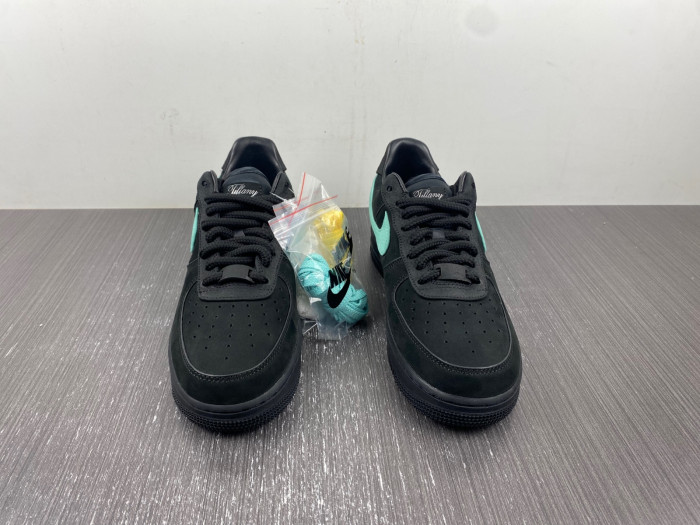 T*f*ny & co. x nike air force 1 low dz1382-001