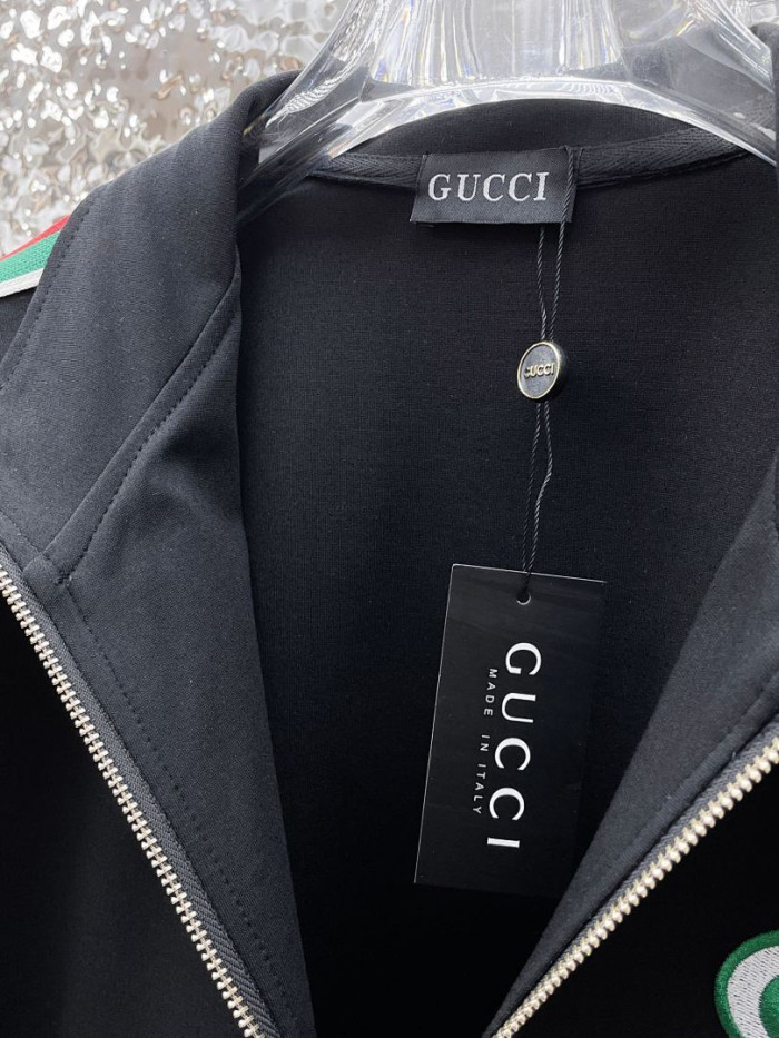 Gv*c1 SUIT GH44