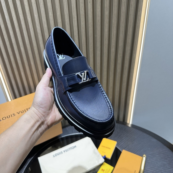 LV LOAFERS L0000745