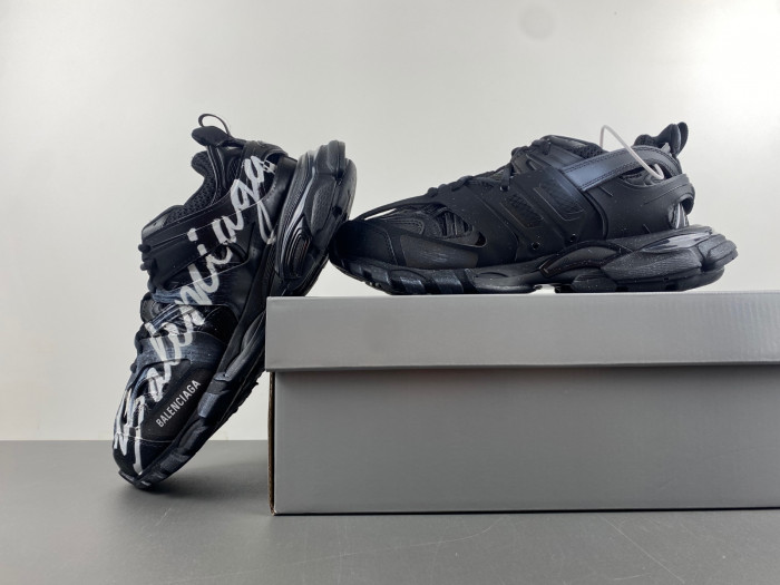 Balenciaga track WTRHW 1090