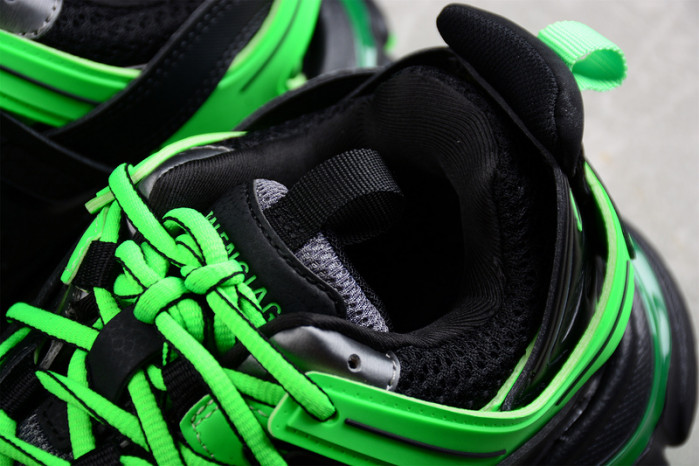 Balenciaga track 8000017