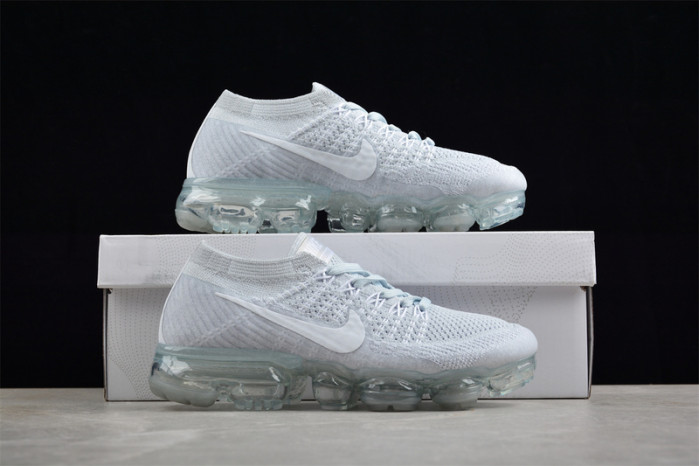 Nike Air VaporMax Triple White 849558-100