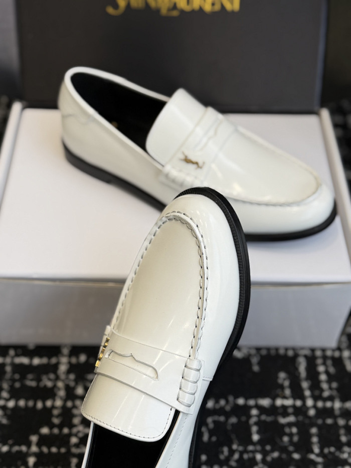 Y51 loafers YS040