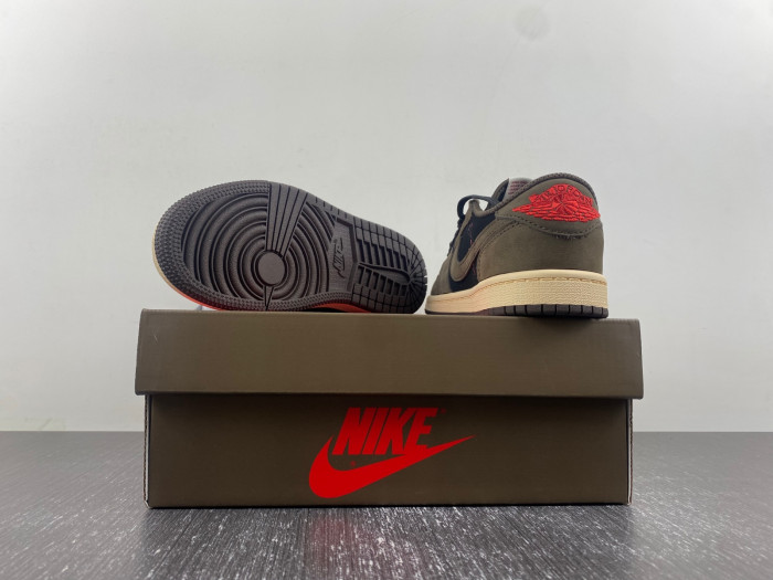 TRAVIS SCOTT X AIR JORDAN 1 LOW “MOCHA” KIDS CQ4277-001