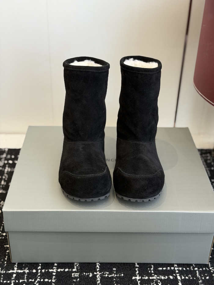 Ba1en*iaga boots 80000287
