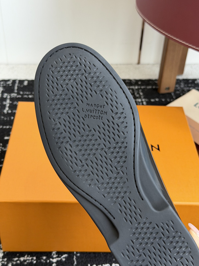 LV LOAFERS L0000845