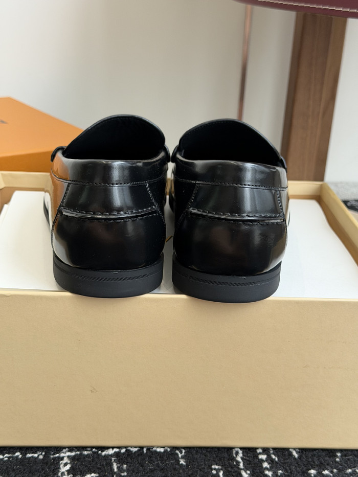 LV LOAFERS L0000845